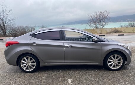 Hyundai Avante, 2011 год, 895 000 рублей, 3 фотография