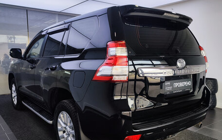 Toyota Land Cruiser Prado 150 рестайлинг 2, 2014 год, 3 582 000 рублей, 7 фотография