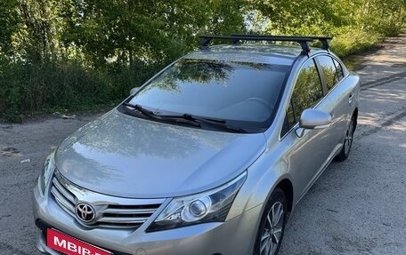 Toyota Avensis III рестайлинг, 2011 год, 1 290 000 рублей, 4 фотография