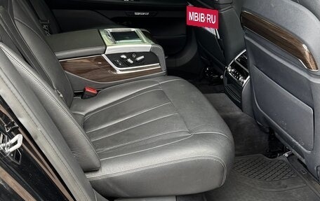 BMW 7 серия, 2015 год, 3 600 000 рублей, 9 фотография