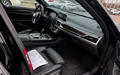 BMW 7 серия, 2015 год, 3 600 000 рублей, 5 фотография