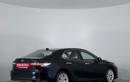 Toyota Camry, 2019 год, 2 880 000 рублей, 5 фотография