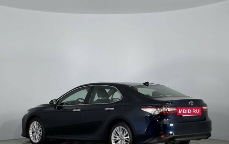 Toyota Camry, 2019 год, 2 880 000 рублей, 7 фотография