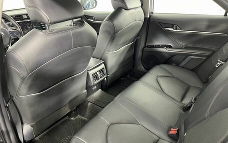 Toyota Camry, 2019 год, 2 880 000 рублей, 18 фотография