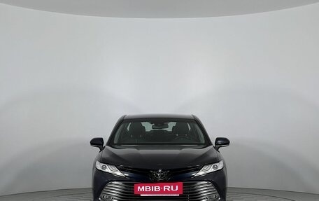 Toyota Camry, 2019 год, 2 880 000 рублей, 2 фотография