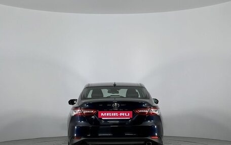 Toyota Camry, 2019 год, 2 880 000 рублей, 6 фотография