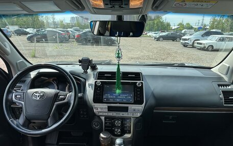 Toyota Land Cruiser Prado 150 рестайлинг 2, 2019 год, 5 800 000 рублей, 7 фотография