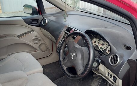 Mitsubishi Colt VI рестайлинг, 2002 год, 460 000 рублей, 4 фотография