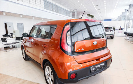 KIA Soul II рестайлинг, 2018 год, 1 638 000 рублей, 8 фотография