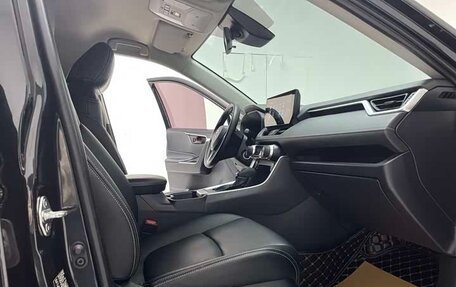 Toyota RAV4, 2023 год, 2 560 000 рублей, 5 фотография