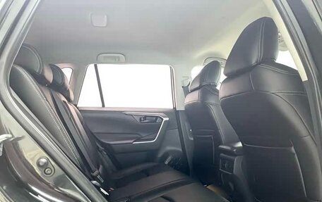 Toyota RAV4, 2023 год, 2 560 000 рублей, 10 фотография