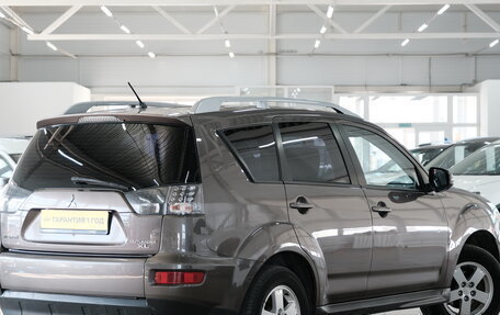 Mitsubishi Outlander III рестайлинг 3, 2009 год, 1 299 000 рублей, 6 фотография
