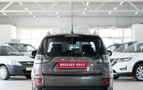 Mitsubishi Outlander III рестайлинг 3, 2009 год, 1 299 000 рублей, 5 фотография
