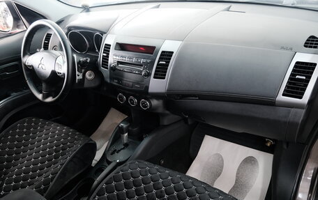 Mitsubishi Outlander III рестайлинг 3, 2009 год, 1 299 000 рублей, 20 фотография