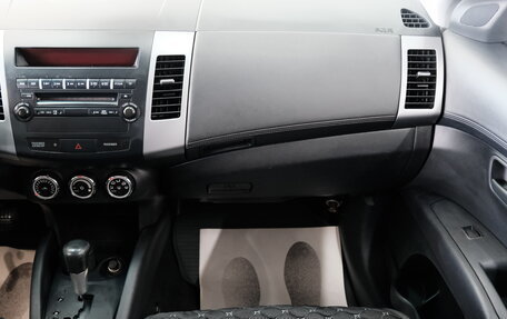 Mitsubishi Outlander III рестайлинг 3, 2009 год, 1 299 000 рублей, 19 фотография