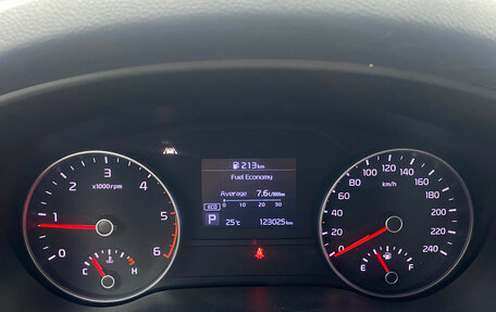 KIA Sportage IV рестайлинг, 2019 год, 2 288 000 рублей, 13 фотография