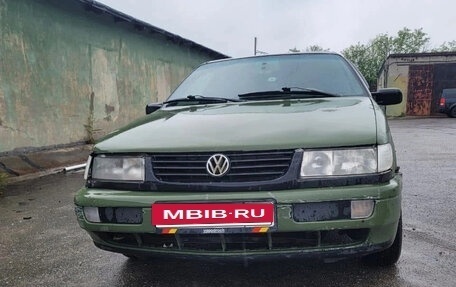 Volkswagen Passat B4, 1995 год, 80 000 рублей, 2 фотография