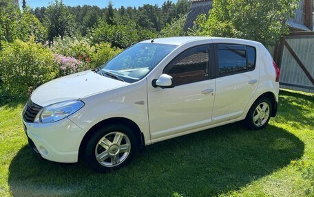 Renault Sandero I, 2014 год, 990 000 рублей, 5 фотография