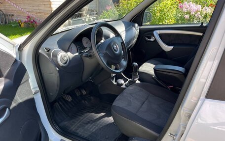 Renault Sandero I, 2014 год, 990 000 рублей, 22 фотография