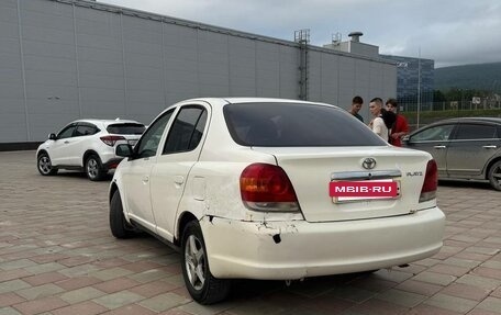 Toyota Platz, 2004 год, 220 000 рублей, 3 фотография