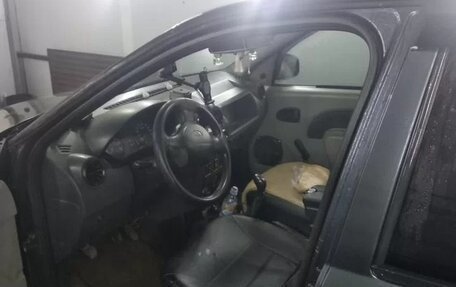 Renault Logan I, 2006 год, 250 000 рублей, 4 фотография