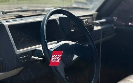 Nissan Patrol, 1993 год, 400 000 рублей, 10 фотография