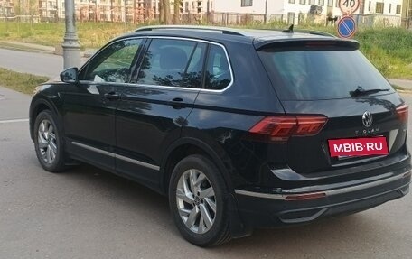 Volkswagen Tiguan II, 2021 год, 3 450 000 рублей, 4 фотография