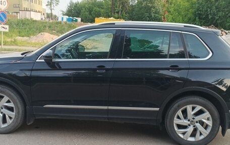 Volkswagen Tiguan II, 2021 год, 3 450 000 рублей, 5 фотография
