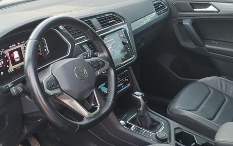 Volkswagen Tiguan II, 2021 год, 3 450 000 рублей, 11 фотография
