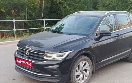 Volkswagen Tiguan II, 2021 год, 3 450 000 рублей, 6 фотография