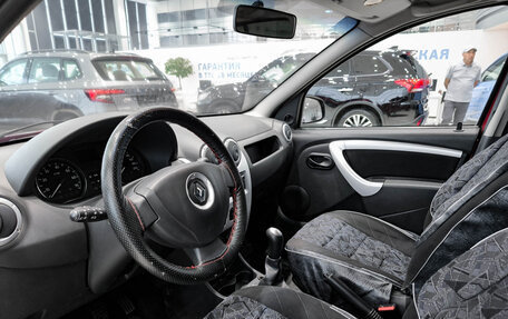 Renault Sandero I, 2014 год, 650 000 рублей, 20 фотография