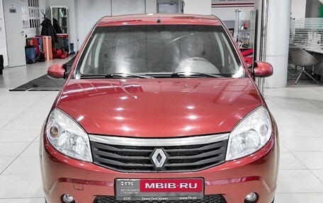 Renault Sandero I, 2014 год, 650 000 рублей, 2 фотография