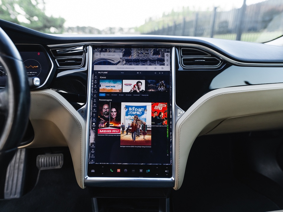 Tesla Model S I, 2016 год, 2 790 000 рублей, 24 фотография