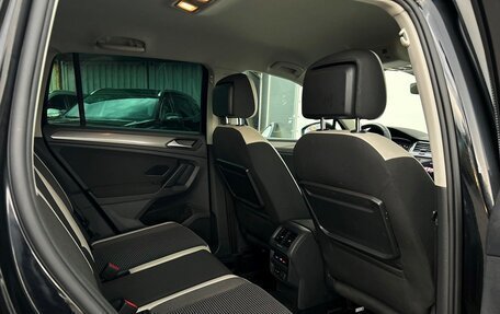 Volkswagen Tiguan II, 2019 год, 2 527 800 рублей, 8 фотография