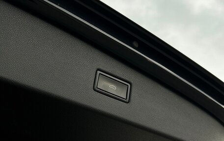 Volkswagen Tiguan II, 2019 год, 2 527 800 рублей, 12 фотография