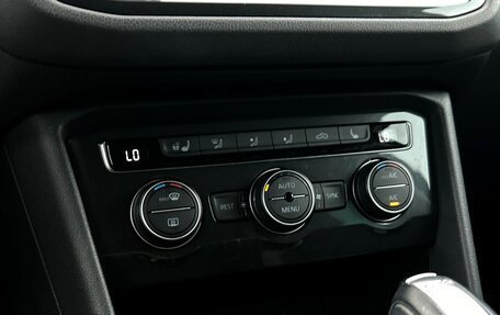 Volkswagen Tiguan II, 2019 год, 2 527 800 рублей, 17 фотография