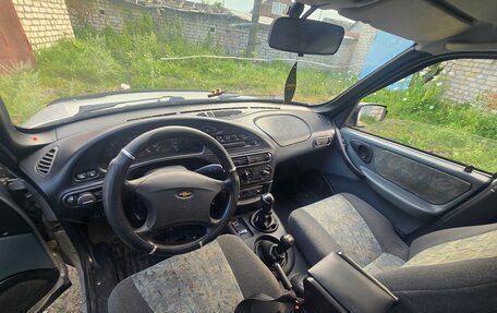 Chevrolet Niva I рестайлинг, 2004 год, 180 000 рублей, 7 фотография