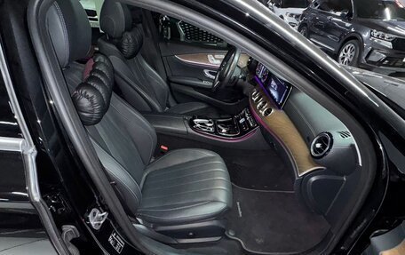 Mercedes-Benz E-Класс, 2020 год, 4 450 000 рублей, 8 фотография