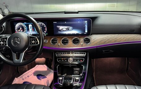 Mercedes-Benz E-Класс, 2020 год, 4 450 000 рублей, 14 фотография