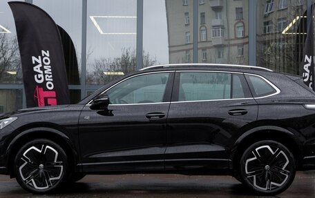 Volkswagen Tiguan, 2024 год, 4 120 000 рублей, 3 фотография
