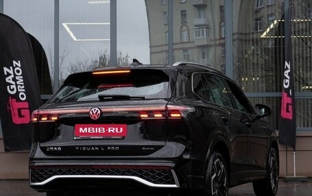 Volkswagen Tiguan, 2024 год, 4 120 000 рублей, 6 фотография