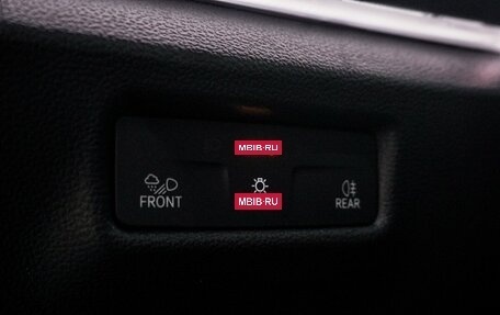 Volkswagen Tiguan, 2024 год, 4 120 000 рублей, 18 фотография
