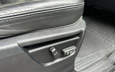 Land Rover Discovery III, 2007 год, 1 150 000 рублей, 24 фотография