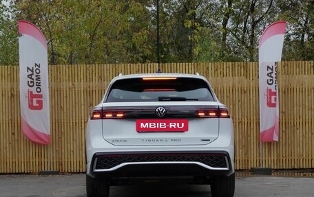 Volkswagen Tiguan, 2024 год, 4 120 000 рублей, 5 фотография