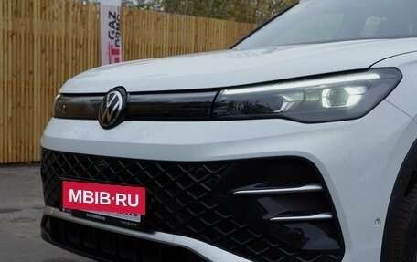 Volkswagen Tiguan, 2024 год, 4 120 000 рублей, 9 фотография