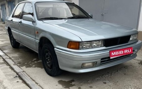 Mitsubishi Galant VIII, 1991 год, 350 000 рублей, 1 фотография