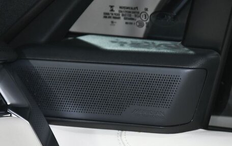 Land Rover Range Rover IV рестайлинг, 2022 год, 11 617 990 рублей, 30 фотография