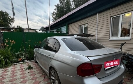 BMW 3 серия, 2008 год, 800 000 рублей, 4 фотография