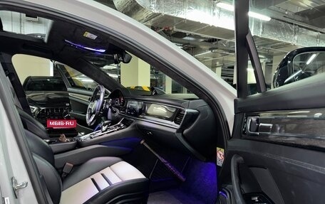 Porsche Panamera II рестайлинг, 2020 год, 14 000 000 рублей, 8 фотография
