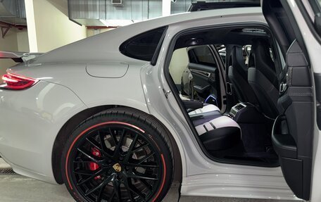 Porsche Panamera II рестайлинг, 2020 год, 14 000 000 рублей, 9 фотография
